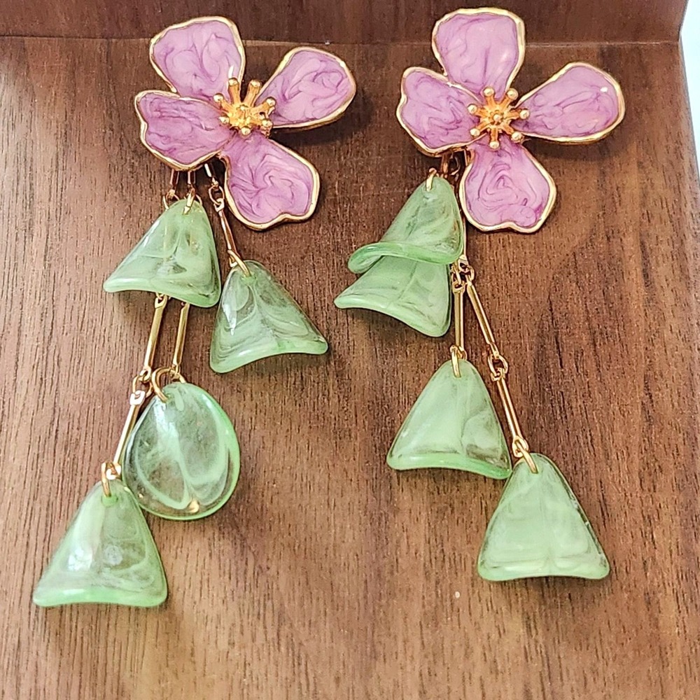 Purple Flower Green Marbled Petal‎ Dangle Drop Earrings Gold Tone Botanical